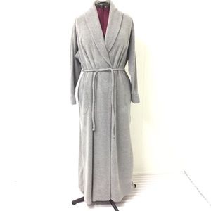 M | L VICTORIA’S SECRET Grey Terry Fleece Bathrobe